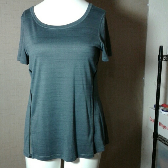 Top - Picture 2 of 4